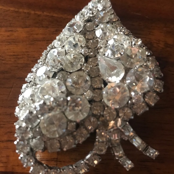 Vintage Rhinestone Brooch - Picture 4 of 8